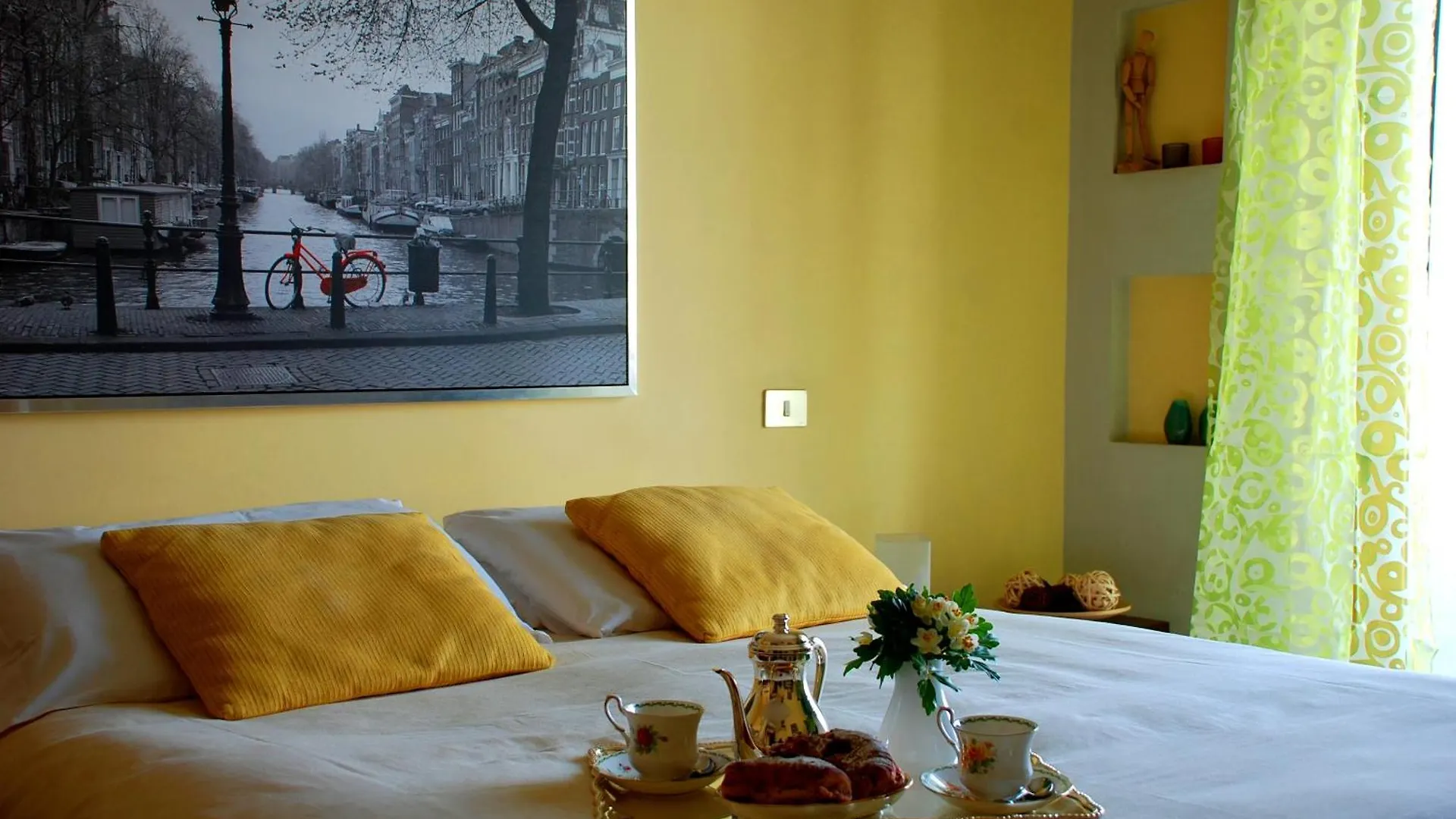 B&B New Latt E Lett Naples 0*,  Italy